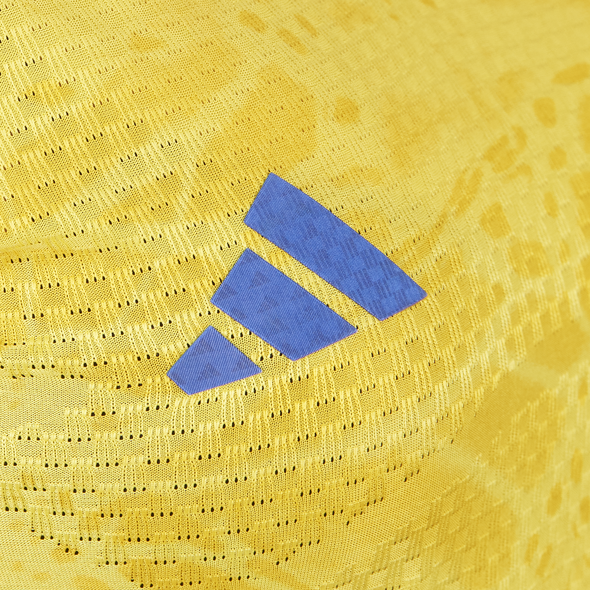 amarilla encauchetada detalle logo adidas amarilla encauchetada detalle logo adidas